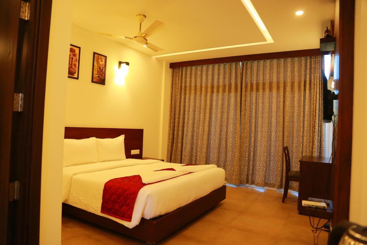 Hotel Palmtree Leaf, Munnar Exteriér fotografie